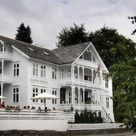 Hotel Turisthotell 2*