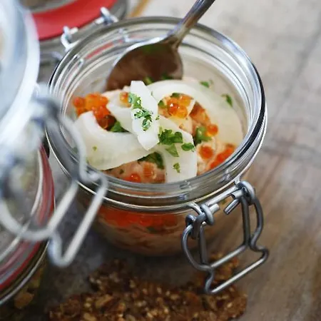 Turisthotell Hotell 2*