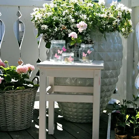 Turisthotell فندق 2*