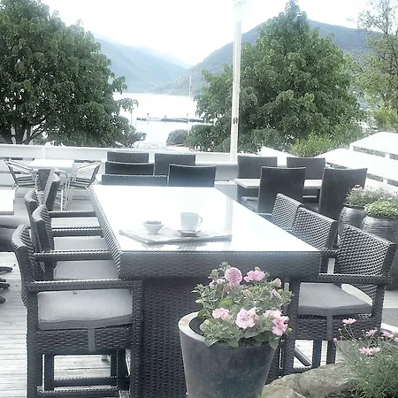 Turisthotell فندق روزندال