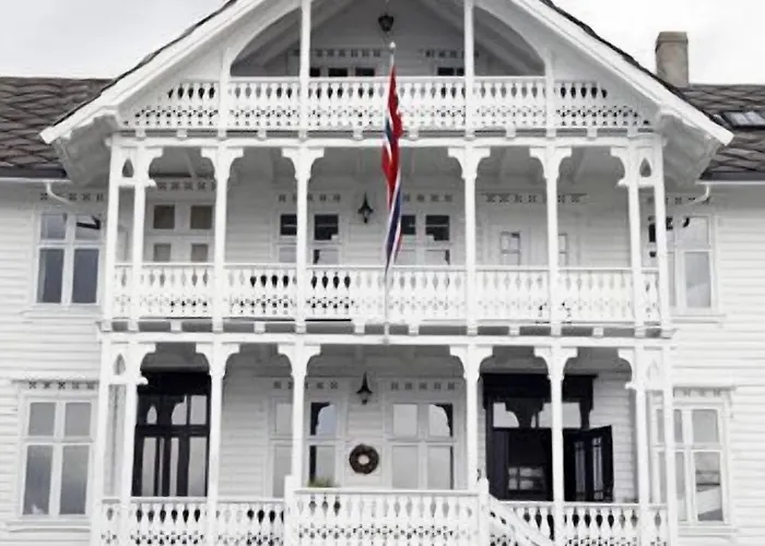 Hotell Turisthotell 2*